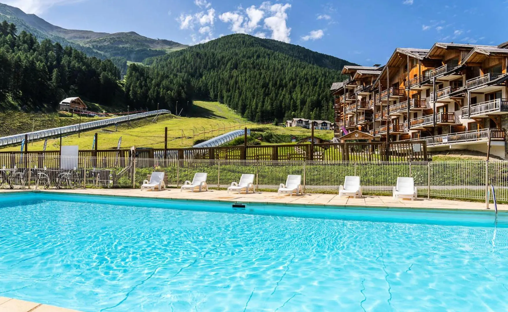 Residence Les Hauts De Preclaux - Appartement Au Coeur Des Orres 1800 Mae-8051 Les Orres 0*,  France